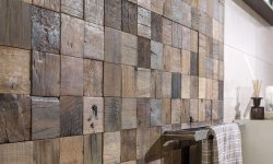 Почему деревянная мозаика набирает популярность и где ее уместно установить дома