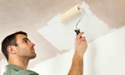 5 советов как исправить неудачно покрашенный потолок