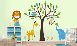 Как оформить декор стены в детской комнате наклейками своими руками