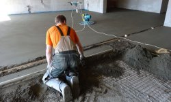 Как заливать цементно-песчаную стяжку самостоятельно