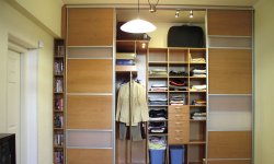 Почему не стоит сносить встроенные шкафы в квартире