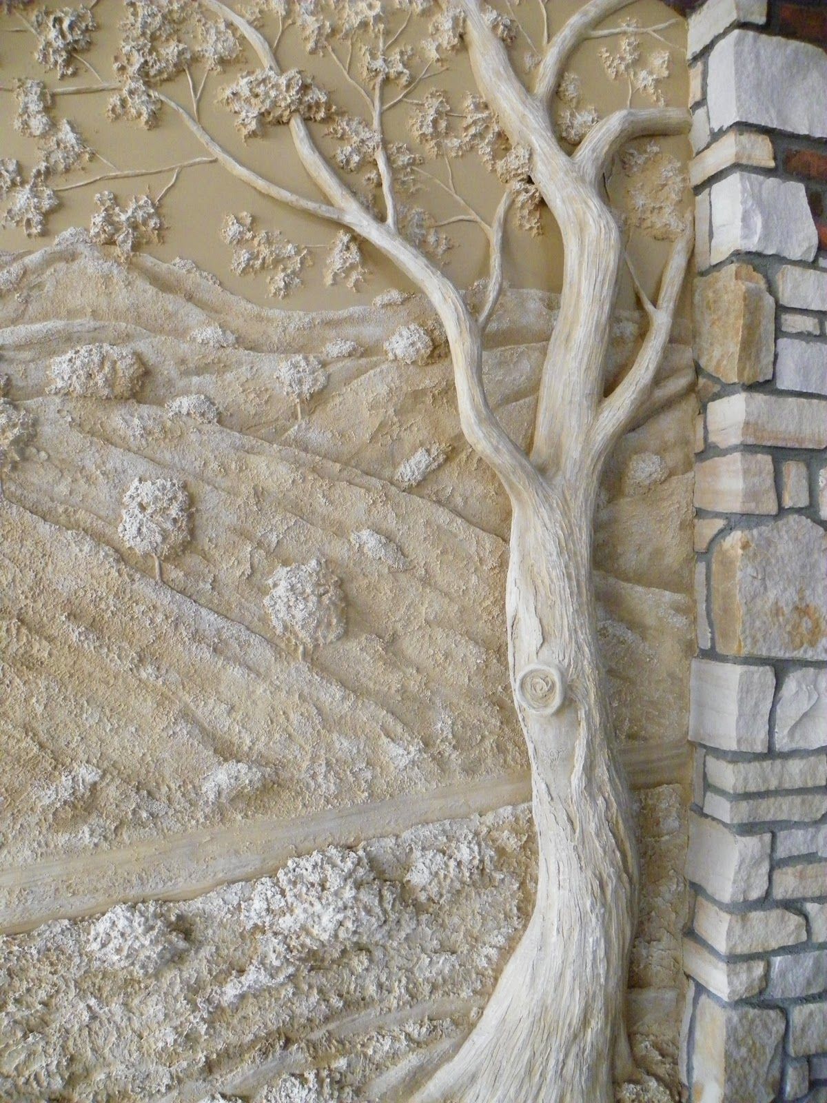 дерево из штукатурки на стене своими руками