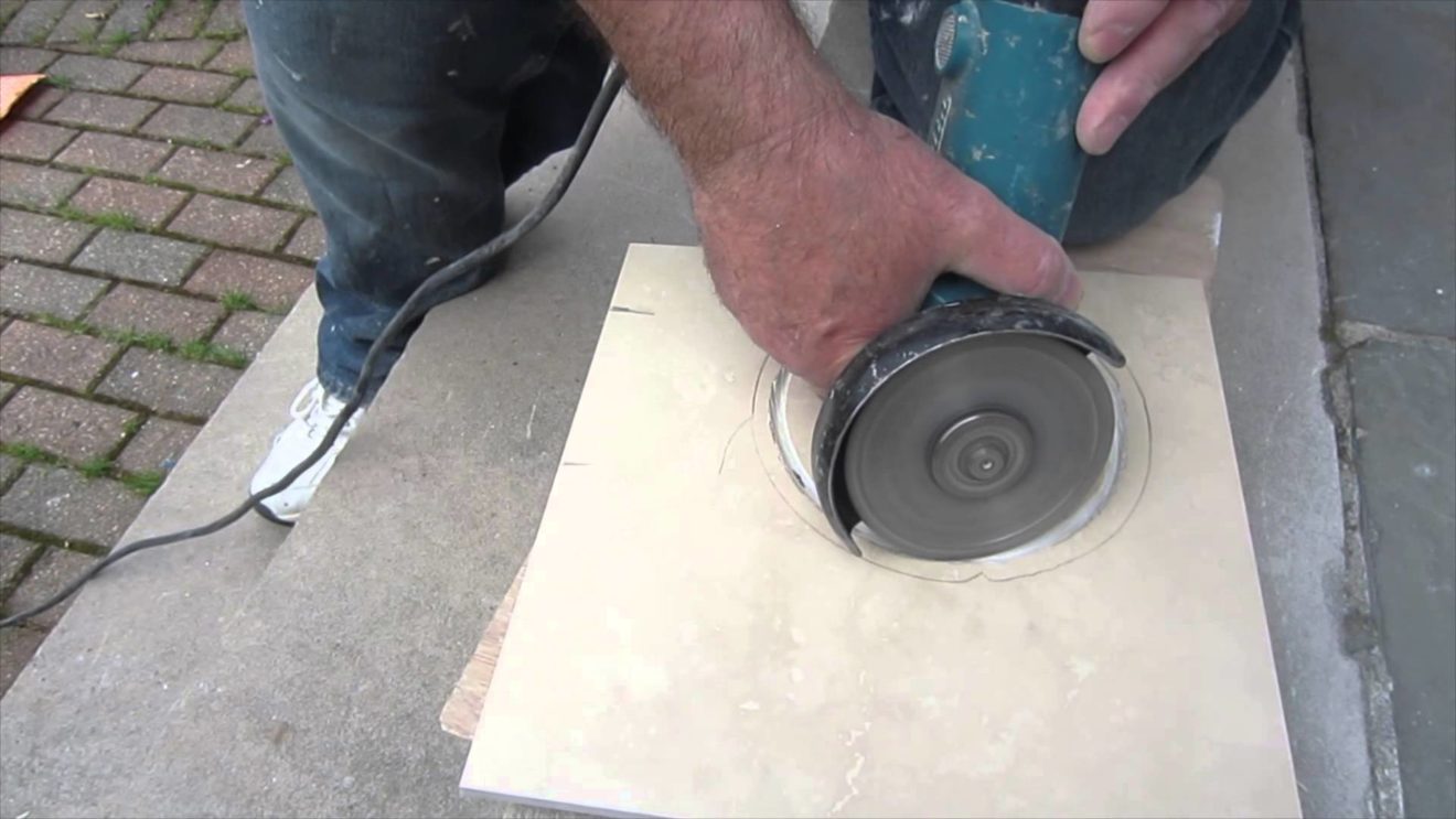 как правильно резать керамическую плитку болгаркой видео