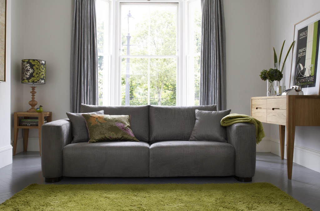 Как выбрать практичный диван для маленькой гостиной
