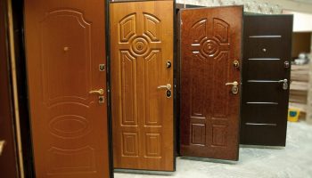 Тонкости выбора металлической входной двери